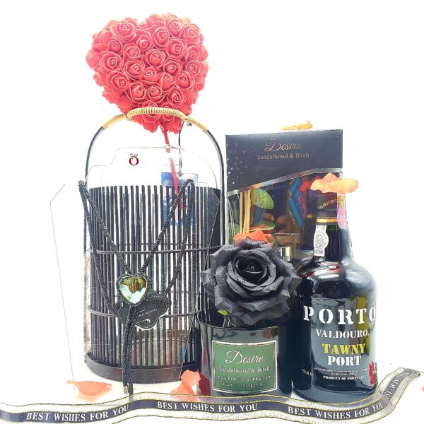 Black Rose Hamper