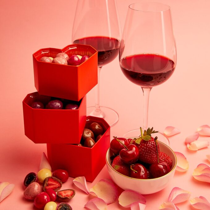 Harrods Chocolate Fruit Gift Set - Image 4