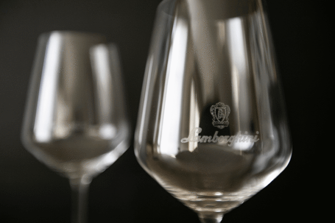 Lamborghini Sparkling Wine Gift Set - Image 3