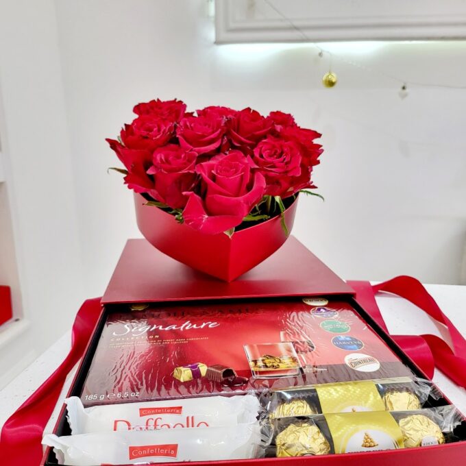 Roses Heart Box - Image 3
