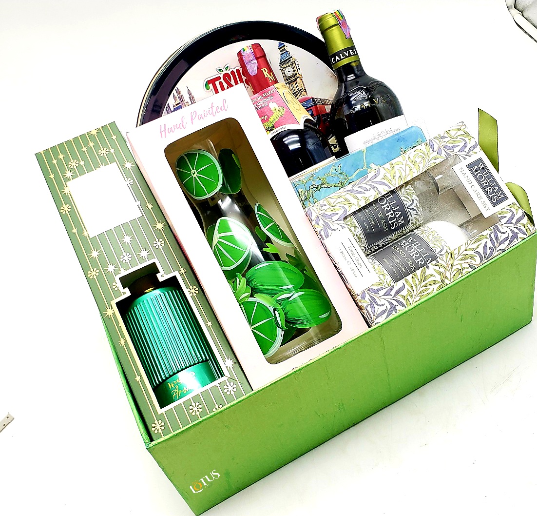 Twiss Hamper 1 Twiss Hamper