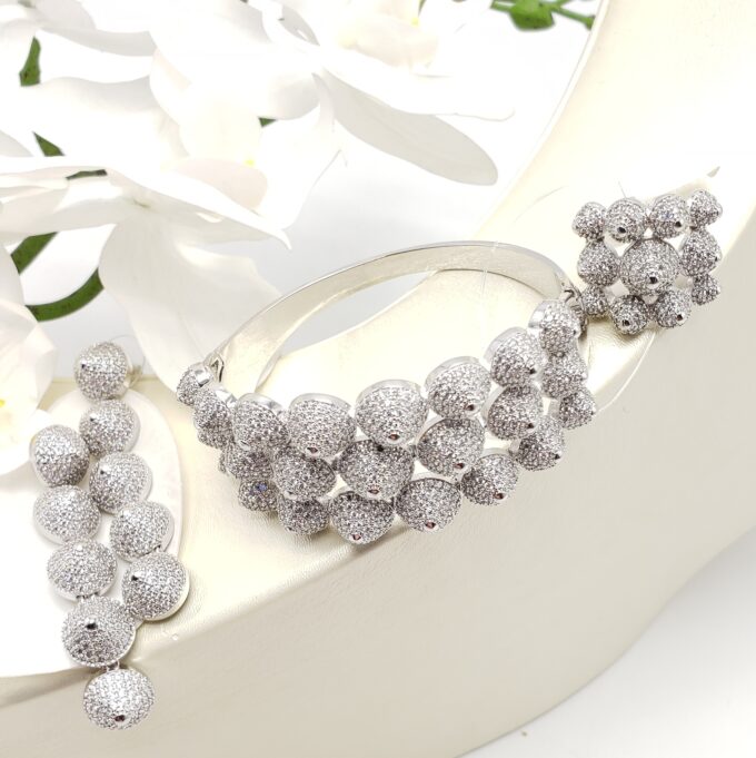 Zircon Dangling Earring Set
